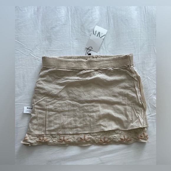 NWT Zara BLOG FAV shell mini skirt + top SET
cream/beige 100 cotton size S - Picture 11 of 17